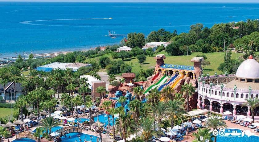 نمای کلی پارک آبی هتل